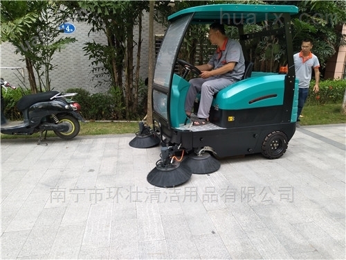 柳州市物业用扫地机