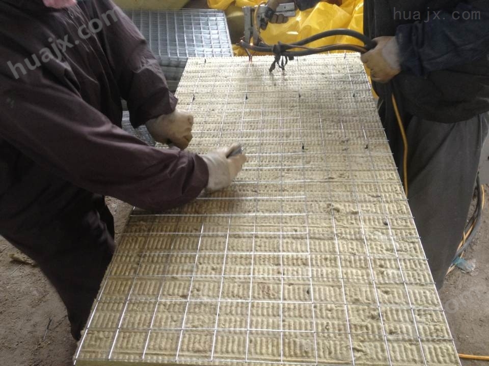 优选钢丝网岩棉插丝板